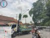 Jangan Biarkan Gelap! Dishub Klaten Aktif Service PJU dan Bersihkan Korosi di Pertigaan Ringin Glodogan