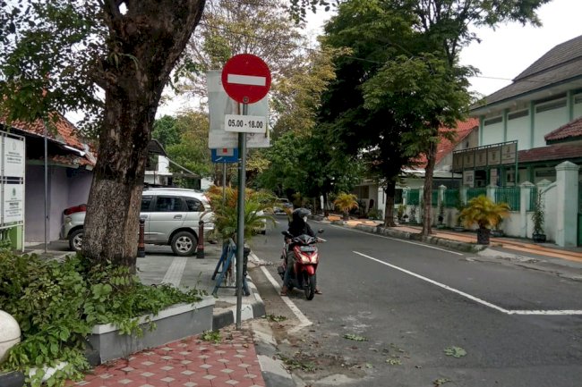 Pemindahan Rambu lalu lintas