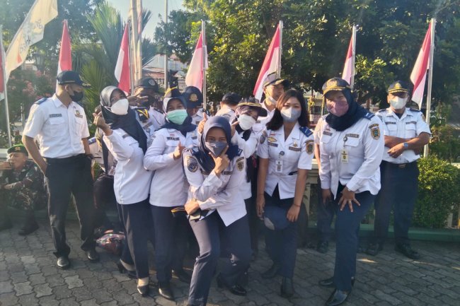 Upacara HUT RI ke 77