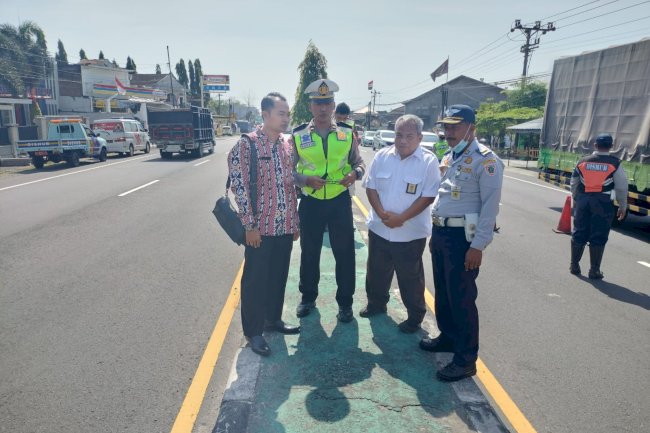 Penutupan Median Ilegal