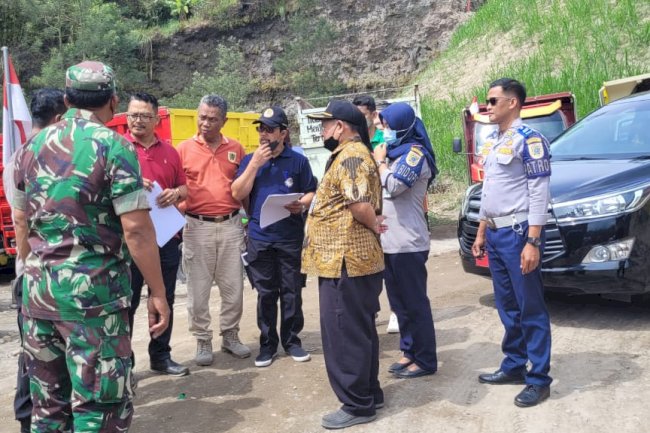 pengawasan ijin pertambangan