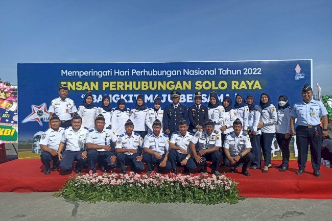 Upacara Hari Perhubungan Nasional