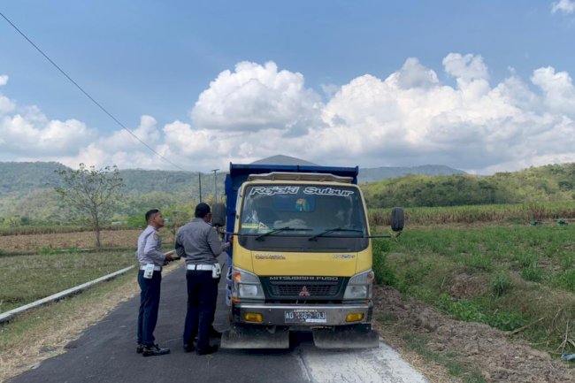 Patroli penertiban  uruk tol