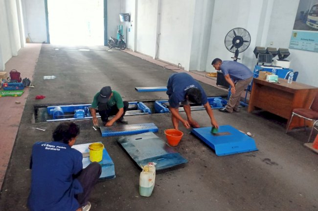 pemeliharaan alat pengujian kendaraan bermotor 