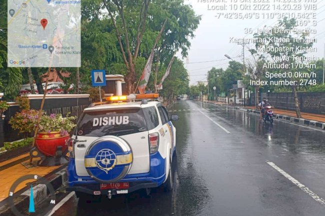  Penertiban truk material tol 