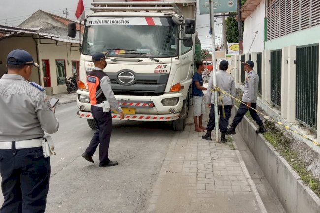 penertiban parkir TJU