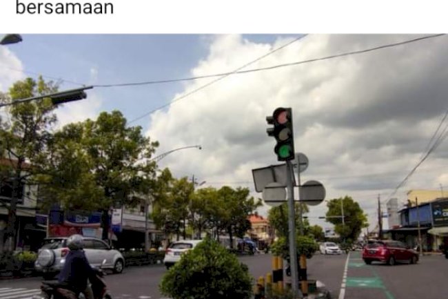 Perbaikan Traffic Light