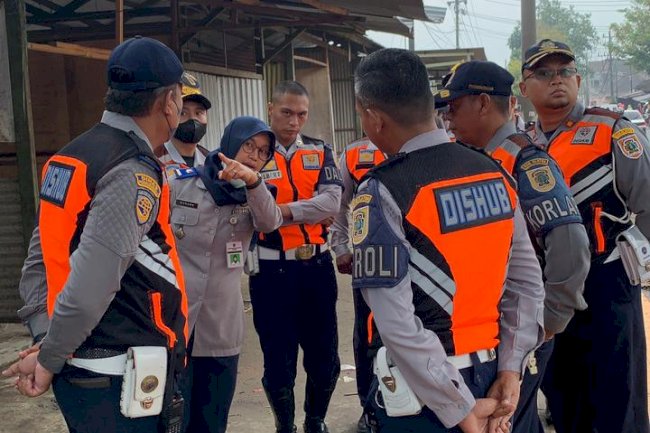  Giat pengaturan lalu lintas