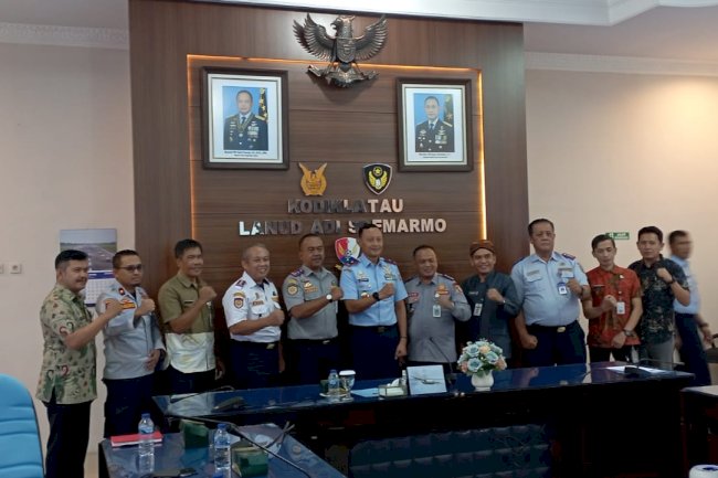 Rapat mengoptimalisasikan Bandara Adi Soemarmo