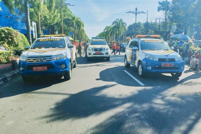 PAM dan pengawalan dalam rangka  kirap piala Adipura