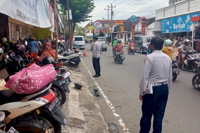 Penertiban Parkir TJU