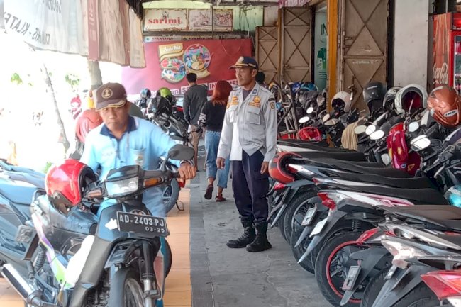 Penertiban Parkir TJU