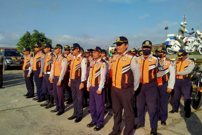 Apel Pergeseran Pasukan Dalam Rangka Pilkades Serentak Gelombang 1