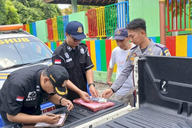 Truk Gol C dan Jalur Larangan