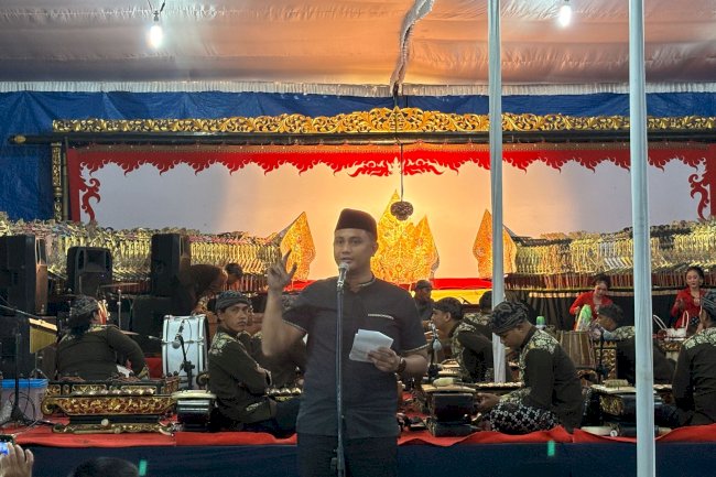 Pengawalan Bupati Klaten : Dinas Perhubungan Klaten untuk Pagelaran Wayang Kulit yang Meriah