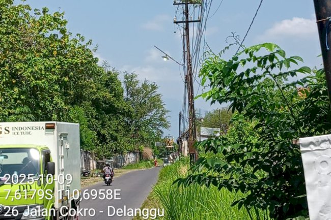 Sinergi dan Kecepatan: Dishub Klaten Pulihkan PJU Depan Kantor Kelurahan Delanggu