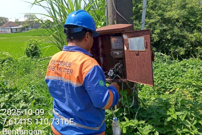 Panel PJU Diservis dan Kabel Putus Disambung, Jalan Pakis–Wonosari Kembali Terang