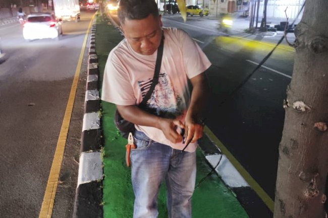 Respon Cepat! Kurang dari 2 Jam, Kabel PJU Putus di Jalan Yogya-Solo Langsung Diperbaiki Dishub Klaten