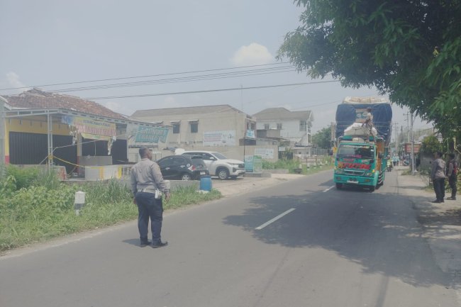 Dishub Klaten Amankan Jalur SUTET! Tim Dalops Siaga Total di Jatipuro Demi Kelancaran Arus Lalu Lintas