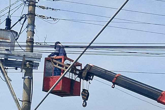Respons Cepat Aduan, Dinas Perhubungan Tuntaskan Permasalahan Korosi PJU Jalan Tentara Pelajar, Seluruh Ruas Jalan Kini Terkontruksi dengan Baik!