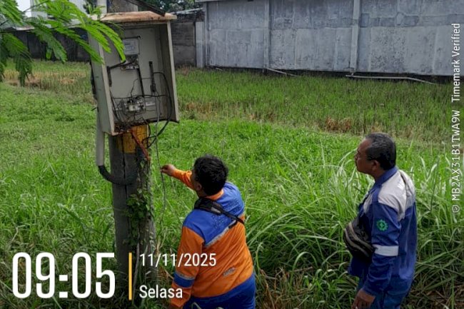 Terang Terang Lagi! Tim PJU Dishub Layani Service Jaringan Induk Lampu di Perempatan Hawe Trucuk