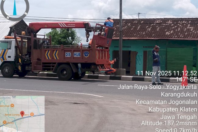 Kelistrikan Aman Terjamin! Tim PJU Dishub Ganti Kontaktor & Perbaiki Korosi Sambungan di Pilangsari-Gondang