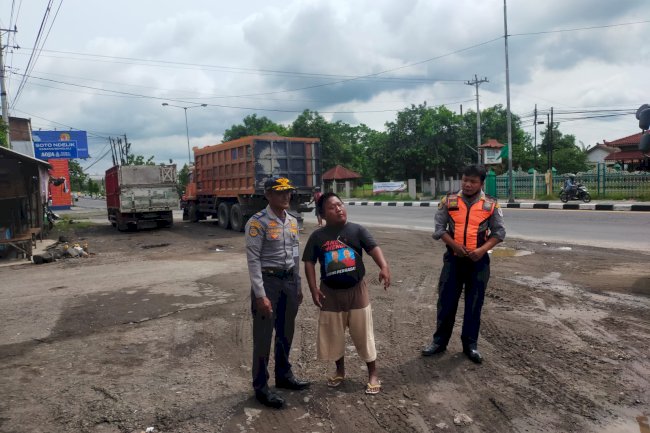 Dishub Klaten Ajak Juru Parkir Tertib Beroperasi, Inisiasi Sosialisasi di Kantor KUA Delangg