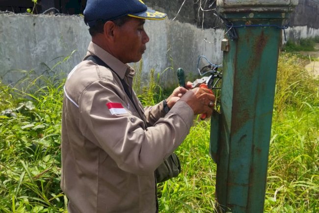 Terus Berinovasi: Tim PJU Dinas Perhubungan Klaten Perbaiki Lampu dan Service Kabel Jaringan di Pom Bensin Daleman