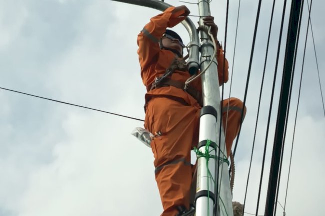 Sinergi PLN dan Dinas Perhubungan, Segera Ganti Pencahayaan Jalan yang Terdampak SUTT Roboh