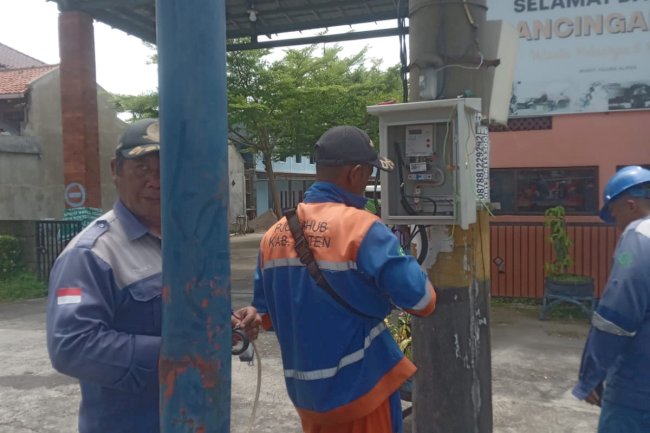 Lampu Jalan di Janti Kini Lebih Responsif, Dishub Pasang Sistem Otomatis Modern untuk Efisiensi Energi