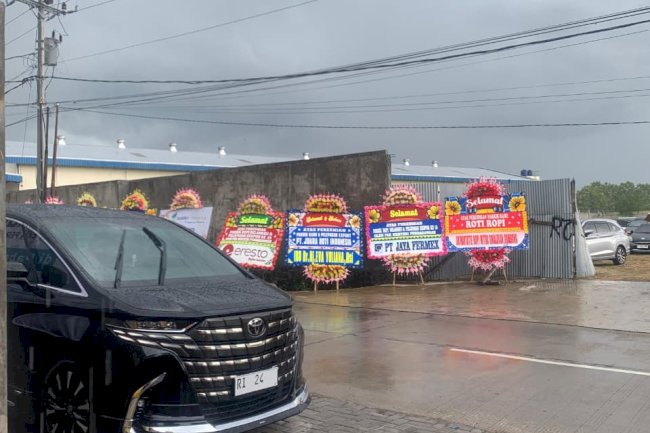 Menteri Perdagangan Jajaki Stabilitas Harga Pangan Klaten, Langsung Resmikan Pabrik Roti Modern di Delanggu