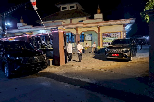 Tim Dalops Dinas Perhubungan Klaten Kawal Bupati Hamenang dalam Kegiatan Kemasyarakatan Bersejarah di Masjid Al-Faizin