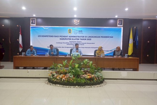 Dua Pejabat Perhubungan Klaten Uji Kemampuan di Universitas Sebelas Maret Negeri Surakarta