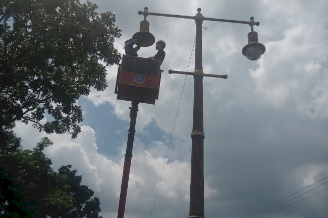 Terang Benderang! Dishub Upgrade PJU Ruas PKU Muhammadiyah Delanggu