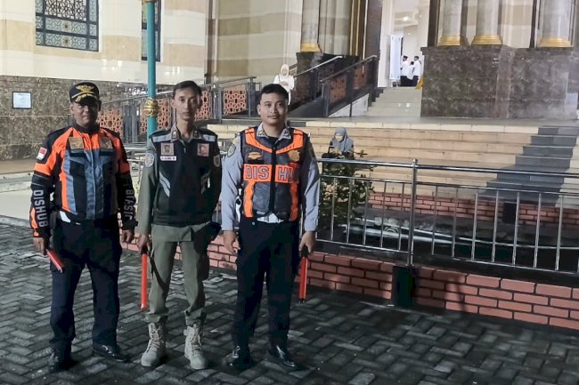 Menjaga Khidmat, Tim Dishub Klaten Amankan Pengajian Isra Mi'raj Masjid Al-Aqsha