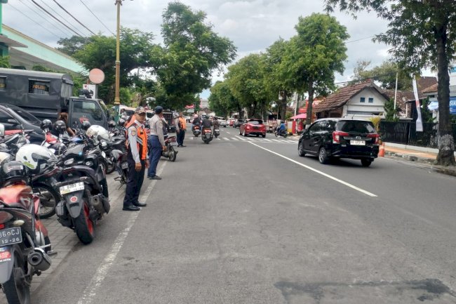 Sat-Set Aman! Dishub Klaten Atur Lalu Lintas PSIK vs PSB Demak Liga 4 Lancar Sempurna