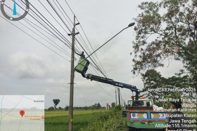 Lampu Mati Rawan Begal? Tim PJU Dishub Klaten Langsung Turun Tangan di Ruas Trucuk-Kalikotes!