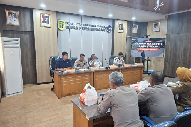 Cukup Sudah! Pemkab Klaten Gelar Rapat Besar Bahas Truk Tronton yang Bikin Jalan Kampung Remuk