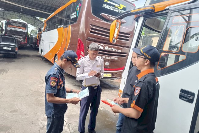 Lebaran Tinggal 17 Hari! Dishub Klaten Geruduk Pool Bus 27 Transway, Dika Trans dan Master Trans untuk Ramp Check
