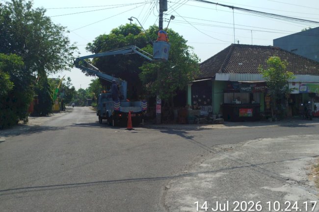 Dua Titik di Trucuk Rasakan Efek Ganti Lampu LED