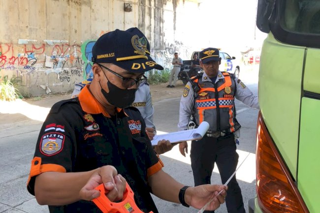 Bikin Resah Gatak-Cokro, 8 Truk Aqua Terjaring Razia ODOL