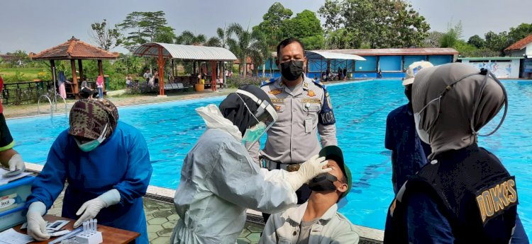 Giat Operasi Pengawalan Random Swab