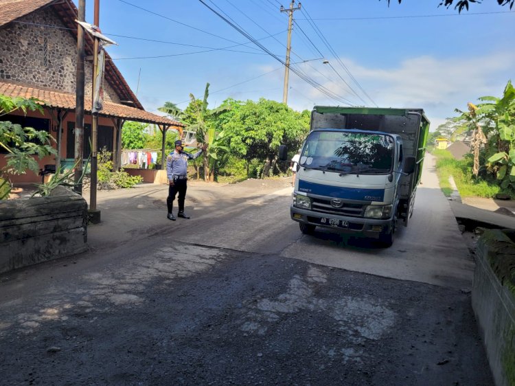 Giat pemasangan portal