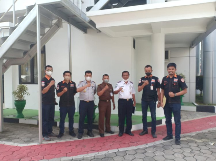 Giat cek fisik kendaraan lelang