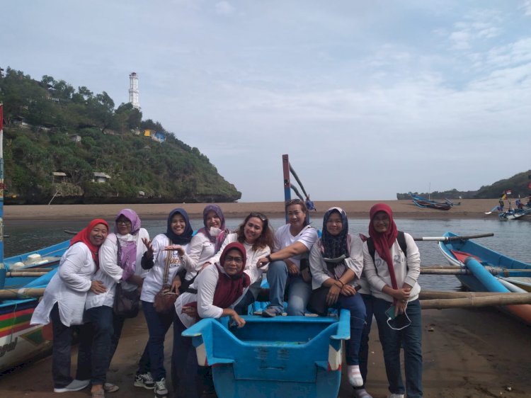 DWP Dishub Klaten Piknik Ke Pantai Indrayanti