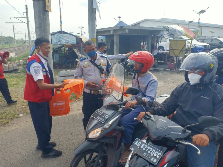 Sosialisasi Keselamatan di Perlintasan Sebidang 