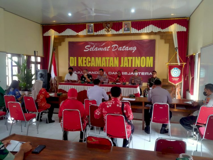  Rapat Persiapan Perayaan Yaa Qawiyyu