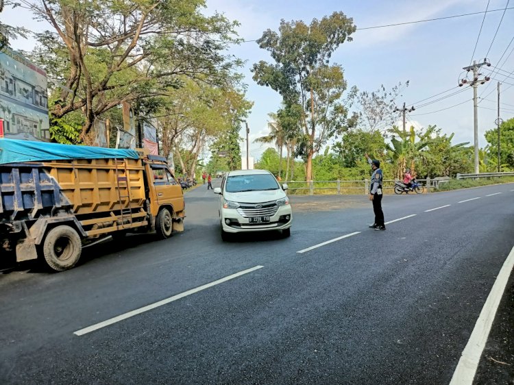 Penertiban jalur material