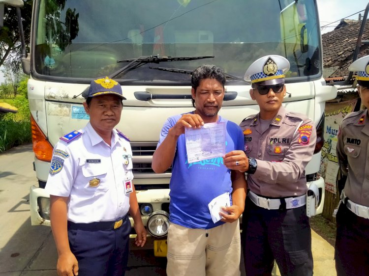 Giat Operasi Penertiban Angkutan Barang