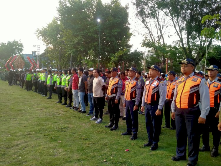 Giat Apel Pengamanan CarFree Night di alun-alun klaten